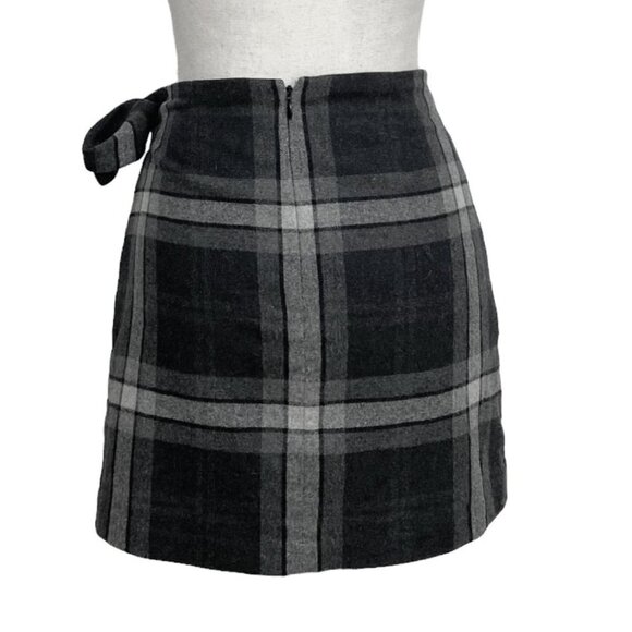 ARITZIA WILFRED GREY PLAID WRAP FRONT TIE WOOL CASHMERE BLEND MINI SKIRT - 0 - Picture 4 of 9